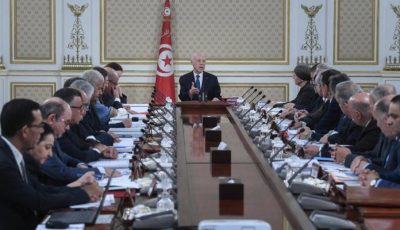 «فلول إخوان» تونس بالمؤسسات تحت المجهر.. وسعيد: لا مكان لهم
