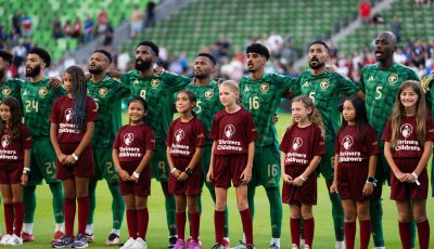 ما القنوات الناقلة لمباراة المنتخب السعودي ضد ترينيداد وتوباجو في كأس الكونكاكاف الذهبية 2025؟ وكيف تتابعها عبر الإنترنت؟