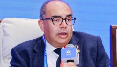 محمود محيي الدين يقدم روشتة إنقاذ للخروج من مأزق الديون