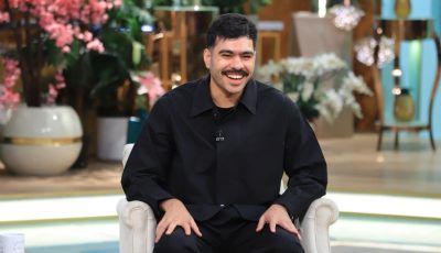 بمشاركة نجوم الفن.. أحمد رمزي يكشف كواليس فيديو “خيالي في الامتحانات”