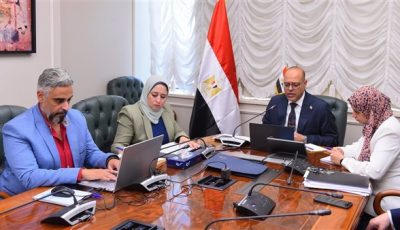 توجيهات من وزير العمل لمكاتب التمثيل بالخارج لتوفير فرص عمل للشباب المصري