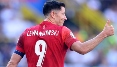 وكيل ليفاندوفسكي يلمح لإمكانية الانتقال إلى الدوري السعودي