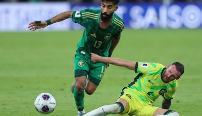 ما القنوات الناقلة لمباراة المنتخب السعودي والولايات المتحدة الأمريكية في كأس الكونكاكاف الذهبية 2025؟ وكيف تتابعها عبر الإنترنت؟