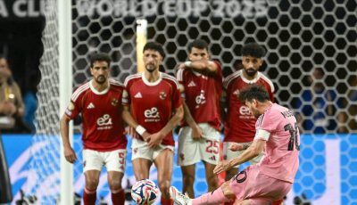 عبد الحليم علي: مشاركة الأهلي المونديالية شرف لجميع المصريين