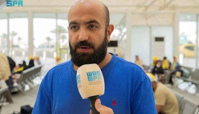 عدد من الحجاج الإيرانيين يغادرون المدينة المنورة إلى “عرعر” لاستكمال رحلتهم إلى وطنهم