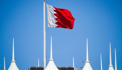 البحرين تعلن إغلاق مجالها الجوي تحسبًا للرد الإيراني