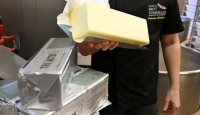 الزبدة تربك حسابات المخابز.. هل يحل زيت الزيتون الأزمة؟