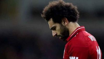 “لا تعليق”.. لماذا يلتزم محمد صلاح الصمت بعد رحيل جوتا؟