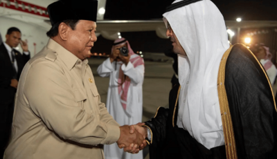 رئيس إندونيسيا يصل إلى جدة